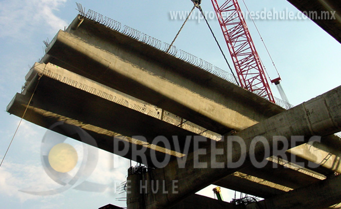 AMORTIGUANDO MOVIMIENTOS ENTRE ESTRUCTURAS PESADAS